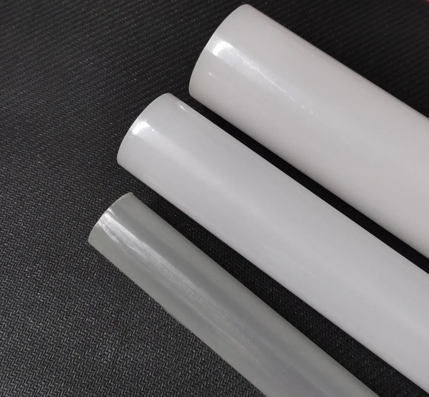 पॉलीकार्बोनेट डिफ्यूज़र